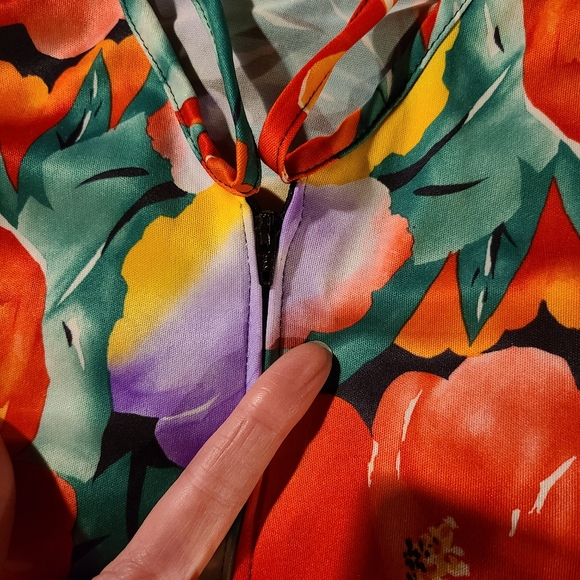 Tropical floral muu muu - Picture 7 of 9